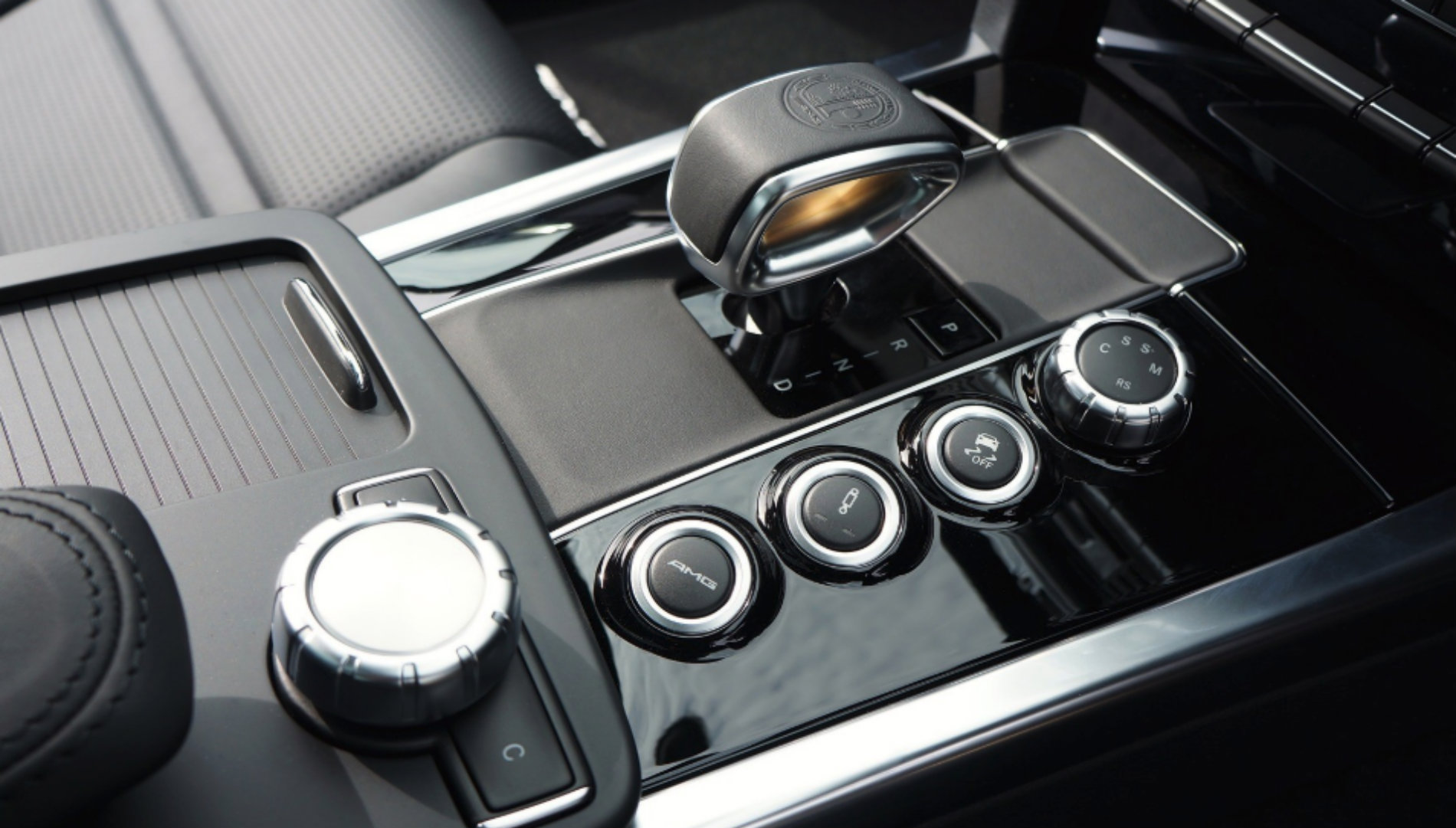 Automatic Gearbox.jpg (256 KB)