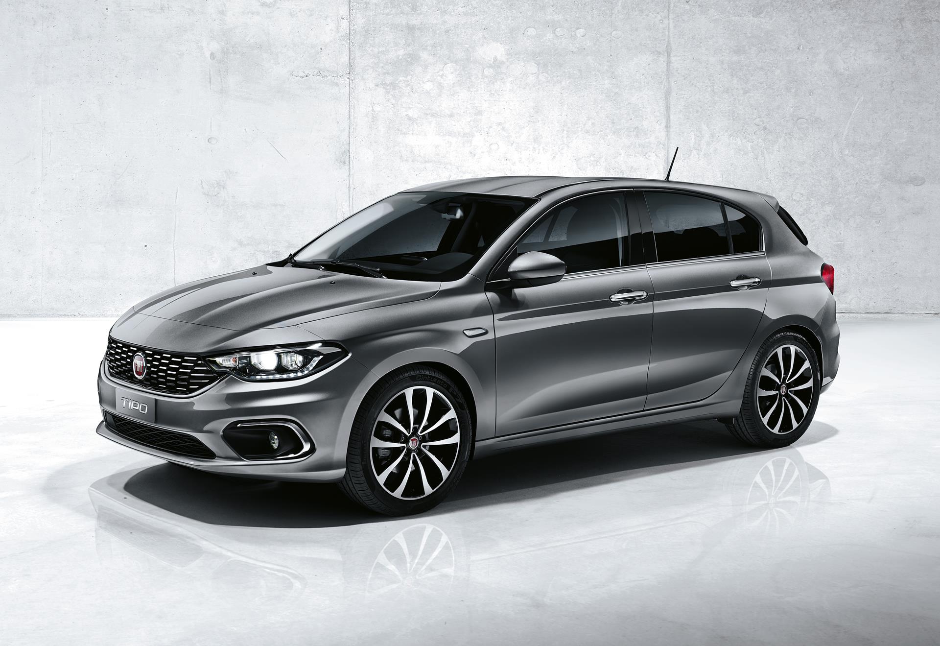 Fiat Tipo Image 1.jpg (276 KB)