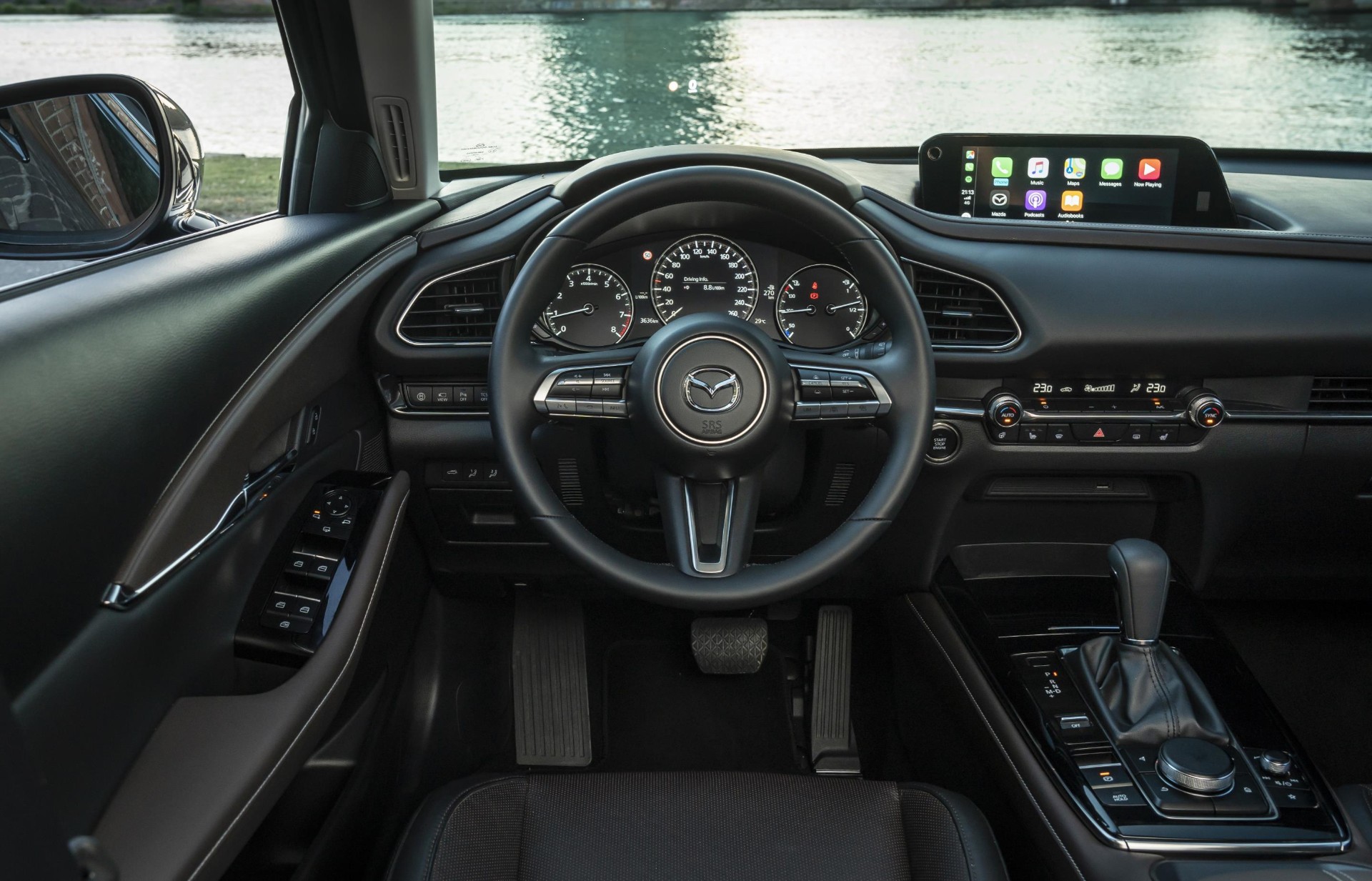 Mazda CX-30 interior.jpg (409 KB)