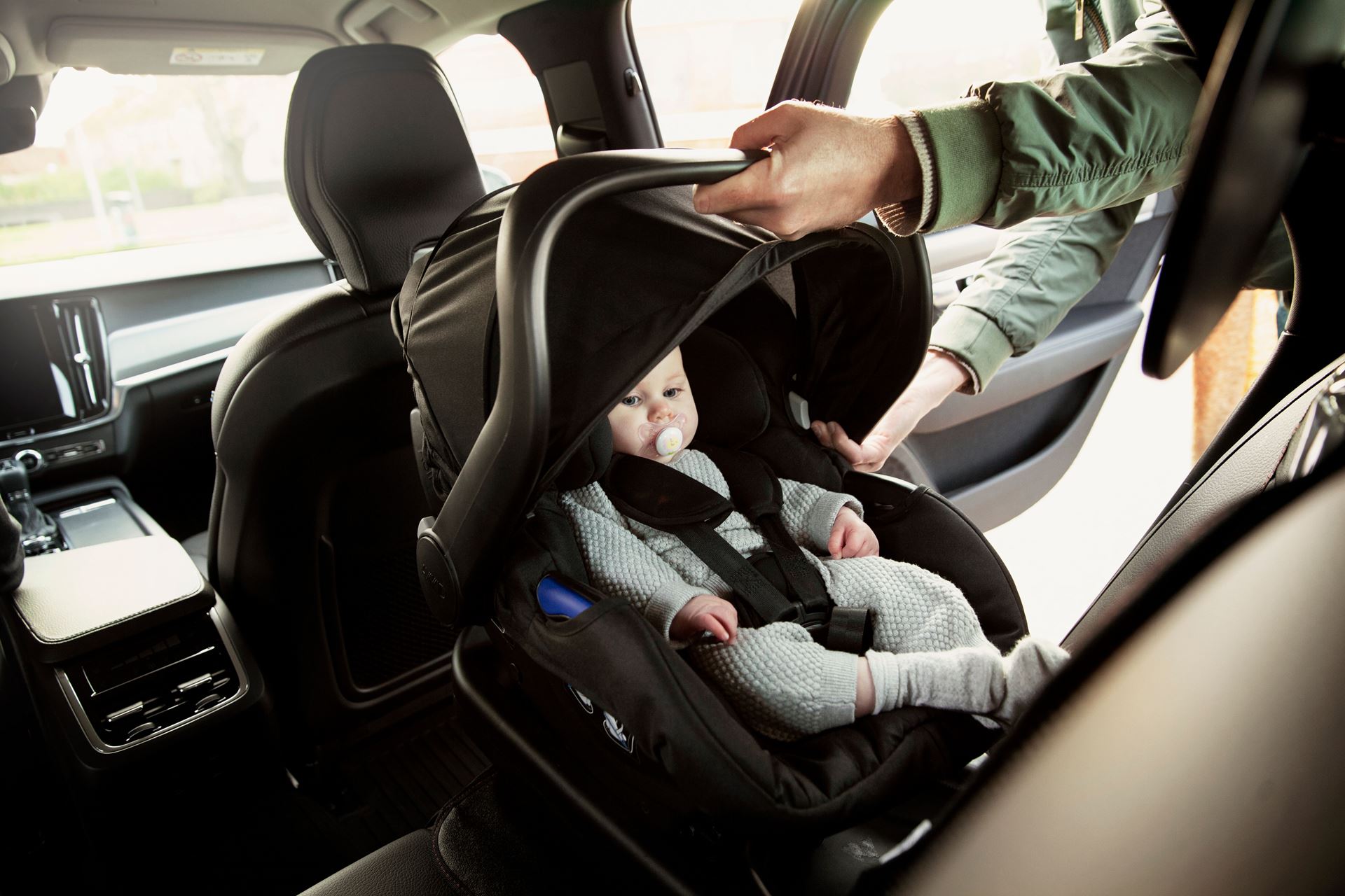 baby car seat .jpeg (238 KB)