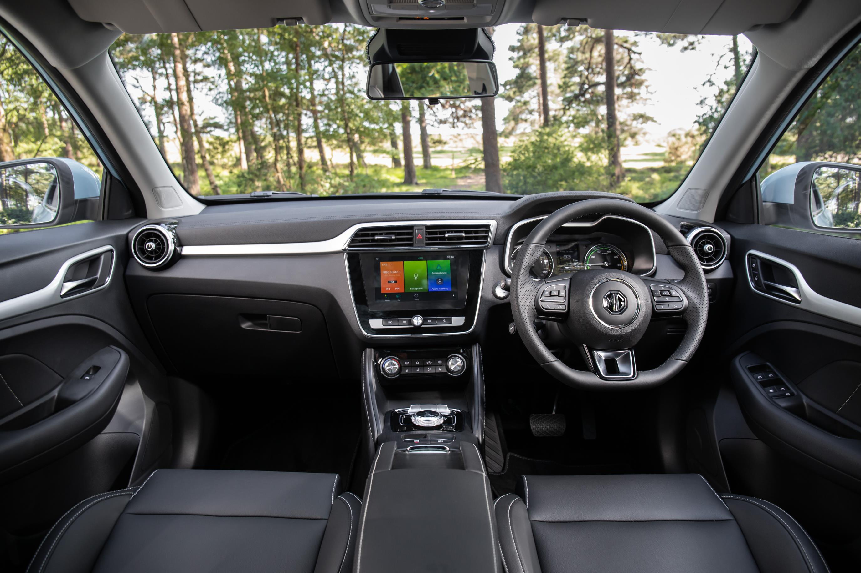 MG ZS EV interior.jpg (468 KB)