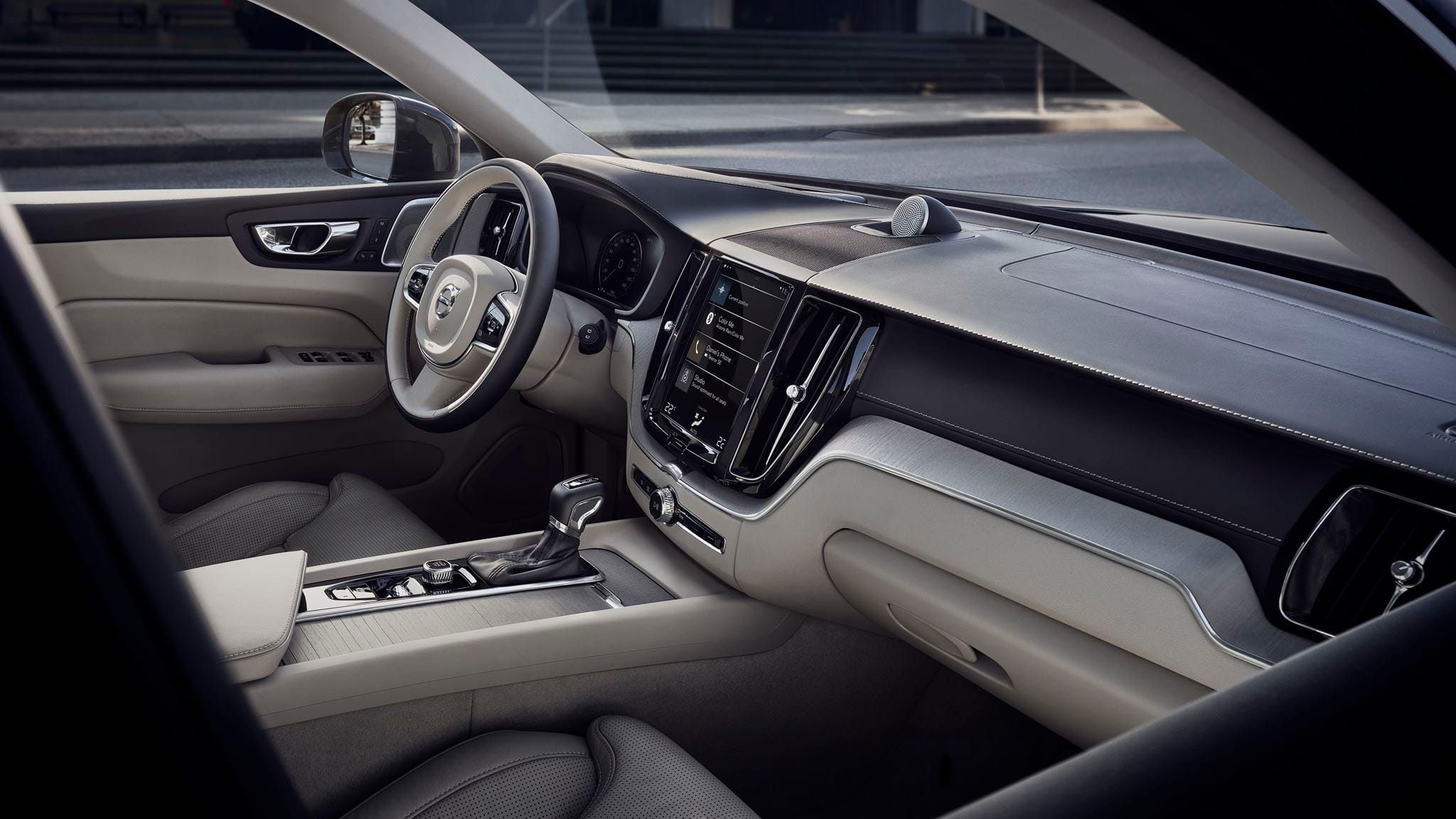 volvo xc60 interior.jpg (202 KB)