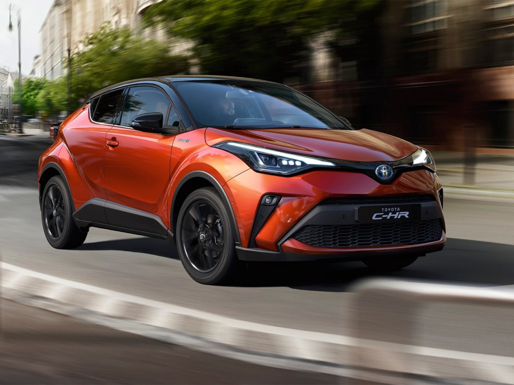 2025 Toyota Chr Hybrid Review - James Hughes